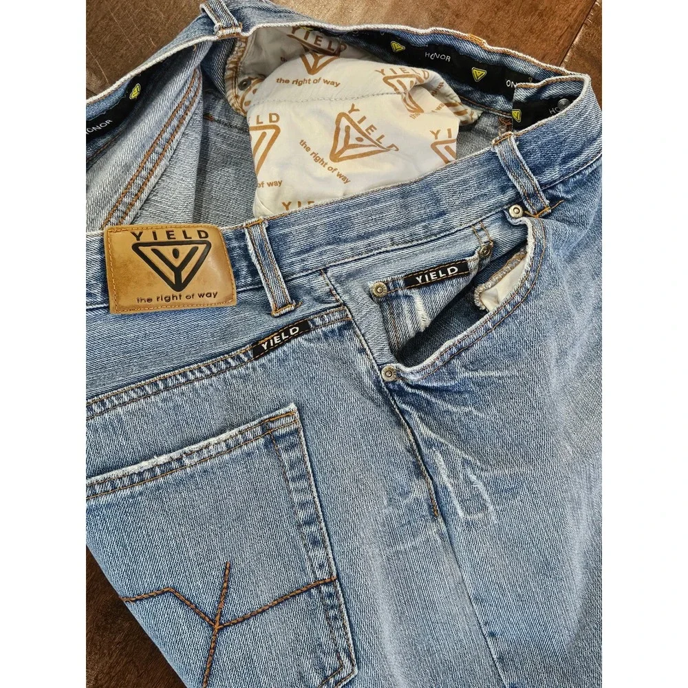 Y2K Distressed Skater 90s Relaxed Classic Jeans Light Wash Denim 34R